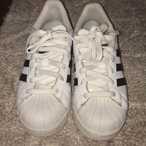 Adidas classic superstar